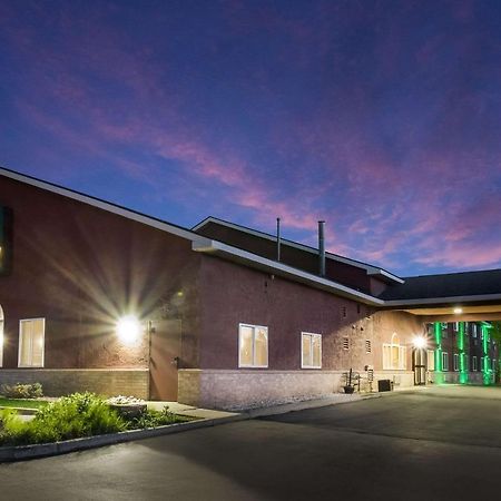 Quality Inn & Suites Steamboat Springs Exterior photo